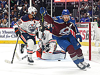 Первый матч финала Запада. 14 голов. Победа 