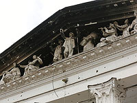 Мариуполь и Петербург официально стали