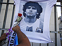 Смерть Диего Марадоны. 8 медиков предстанут перед судом