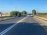 Автомобиль сбил мотоцикл в центре Израиля: двое пострадавших в тяжелом состоянии, водитель скрылся, но был задержан