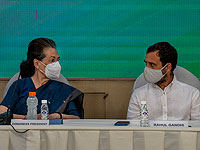 Соню и Рахула Ганди заподозрили в присвоении сотен миллионов долларов