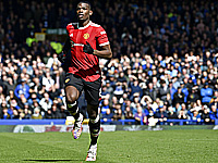 Поль Погба покидает