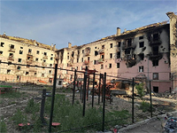 Советник мэра: в Мариуполе в одном из домов обнаружены останки более 100 погибших