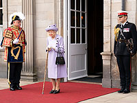 Королева Елизавета остается как символ: обязанности передаются другим членам семьи