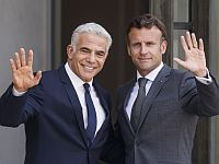 Лапид в Париже: 