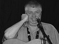 В возрасте 69 лет умер известный бард Леонид Сергеев