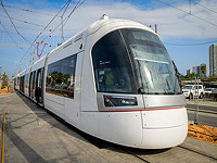 В Бат-Яме произошла первая авария с участием скоростного трамвая