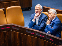 Операция в Газе, праймериз и ослабление