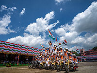 В бедности и надежде: Индия отмечает 75-й День независимости. Фоторепортаж