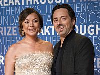 Адвокат жены Сергея Брина: слухи о ее романе с Илоном Маском – клевета