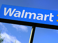 В Миссисипи пилот легкомоторного самолета заявил, что намерен врезаться в магазин Walmart