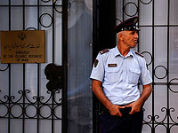 В посольстве Ирана в Албании жгут документы перед высылкой