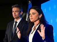 Шакед и Хендель порознь объявили о разрыве союза между ними