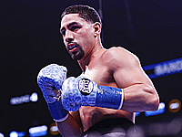 Бокс. Дэнни Гарсия удачно дебютировал в новом дивизионе. Деревянченко победил