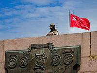 Российская сторона сообщает о шести мощных взрывах в центре Херсона, оккупированного армией РФ