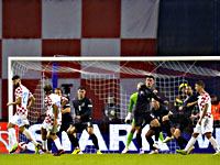 Французы одержали первую победу. Хорваты вышли в лидеры