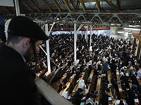 В Умань прибыли десятки тысяч паломников-хасидов