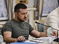 Зеленский призвал NATO к превентивному удару. Кремль: 