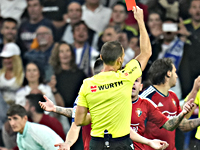 Три удаления, три гола, два нереализованных пенальти. Сложная победа 