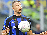 Дубль Джеко принес 