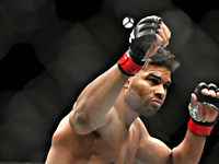 Кикбоксинг. Алистар Оверим победил Бадра Хари. Марокканец объявил о завершении карьеры