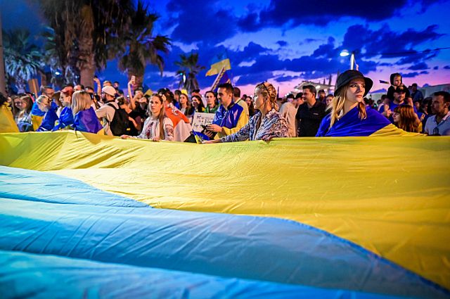 В Тель-Авиве прошла акция в поддержку Украины. Фоторепортаж В Тель-Авиве прошла акция в поддержку Украины. Фоторепортаж
