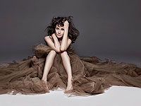 Одна из самых успешных сопрано в мире Эмма Шапплин представит свое новое зрелищное шоу в Израиле