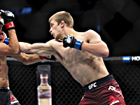 UFC. Аллен победил. Каттар получил травму. Орловского