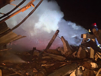 Армия РФ обстреляла Запорожье: повреждены десятки домов, разрушен отель