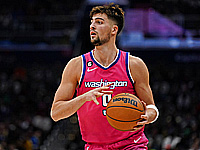 Дени Авдия набрал 12 очков в матче против 