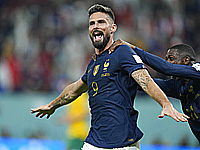 Французы разгромили австралийцев. Оливье Жиру догнал Тьерри Анри