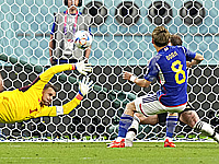 Чемпионат мира. Испанцы и японцы забили исторические голы