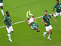 Футболисты Саудовской Аравии получили автомобили Rolls Royce за победу над аргентинцами