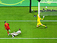 Битва гигантов. Сборные Испании и Германии сыграли вничью