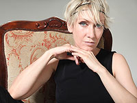 Ирина Богушевская: Занимайтесь любовью или музыкой, но не войной