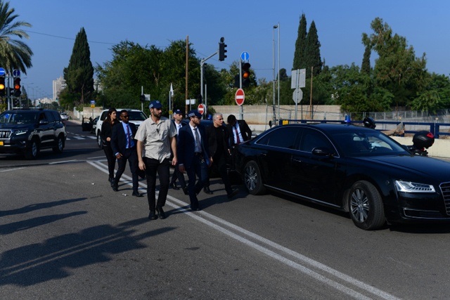 Премьер-министр Лапид принял участие в акции против коалиции Нетаниягу. Фоторепортаж Премьер-министр Лапид принял участие в акции против коалиции Нетаниягу. Фоторепортаж