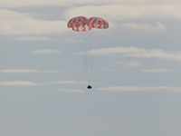 Возвращение аппарата Orion на Землю