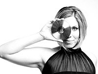 В возрасте 41 года умерла радиоведущая и сценаристка Адар Тадмор