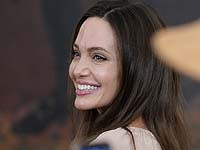 Анджелина Джоли покинула пост спецпосланника ООН по делам беженцев