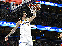 Дени Авдия набрал 8 очков. Драка в матче