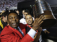 Умер Король футбола Пеле