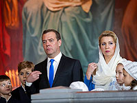 Медведев отвечает Ермаку: 