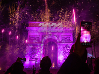 Мир встретил новый, 2023 год. Фоторепортаж