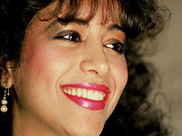 Офра Хаза включена журналом Rolling Stone в список 200 величайших исполнителей