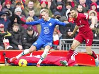 Мудрик дебютировал в Англии.  1000-й матч Клоппа.