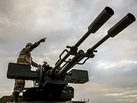 Взрывы во многих районах Ирана: атакованы военные объекты, работают ПВО, в воздух подняты истребители