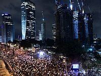 Пятая суббота протестов: десятки тысяч демонстрантов в Тель-Авиве и Иерусалиме. Фоторепортаж