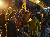 В Турции объявлен семидневный общенациональный траур по жертвам землетрясения