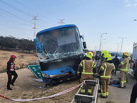 В Негеве водитель автобуса потерял сознание во время поездки, трое пострадавших