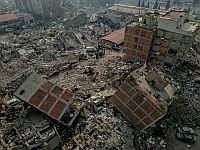 Жертвами землетрясений в Турции и Сирии стали около 27500 человек